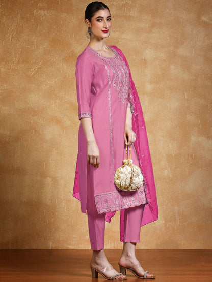 Dhiyona VA Women'sFloral Embroidered Regular Round Neck Straight Kurta With Trousers & Dupatta