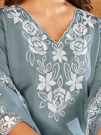 Dhiyona IE Floral V-neck Embroidered Regular Thread Work Kurta with Trousers & With Dupatta