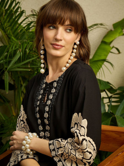 Dhiyona IE Women Black Floral Printed Pure Cotton Regular Sequinned Co-Ords