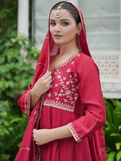 Dhiyona IE Women Ethnic Motifs Embroidered Empire Kurta with Trousers With Dupatta
