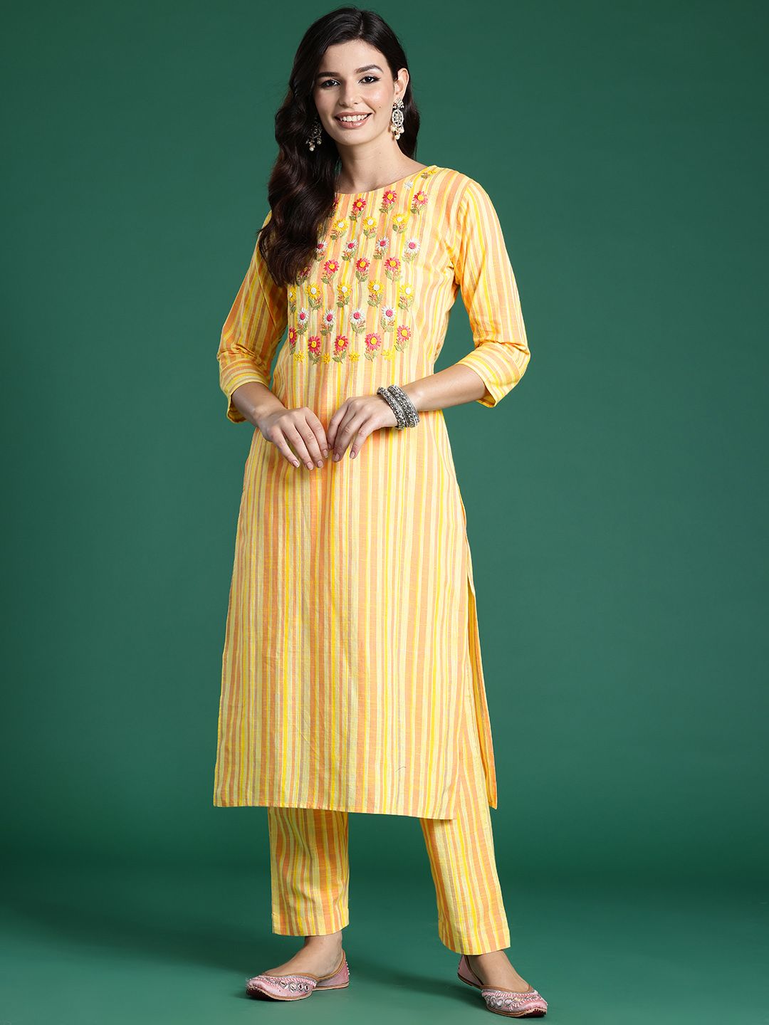 Dhiyona IE Floral Embroidered Thread Work Pure Cotton Kurta with Trousers