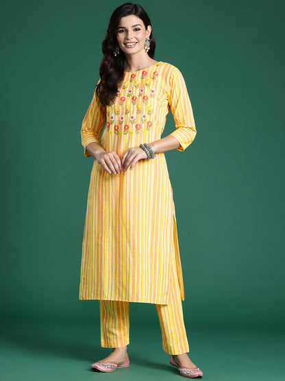Dhiyona IE Floral Embroidered Thread Work Pure Cotton Kurta with Trousers
