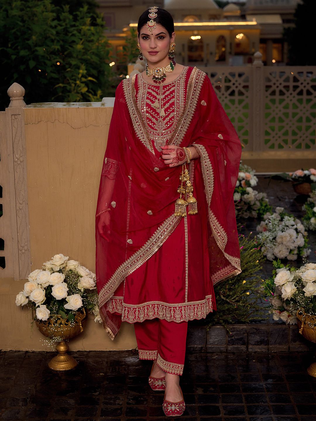 Ethnic Motifs Embroidered Panelled Kurta With Trousers & Dupatta