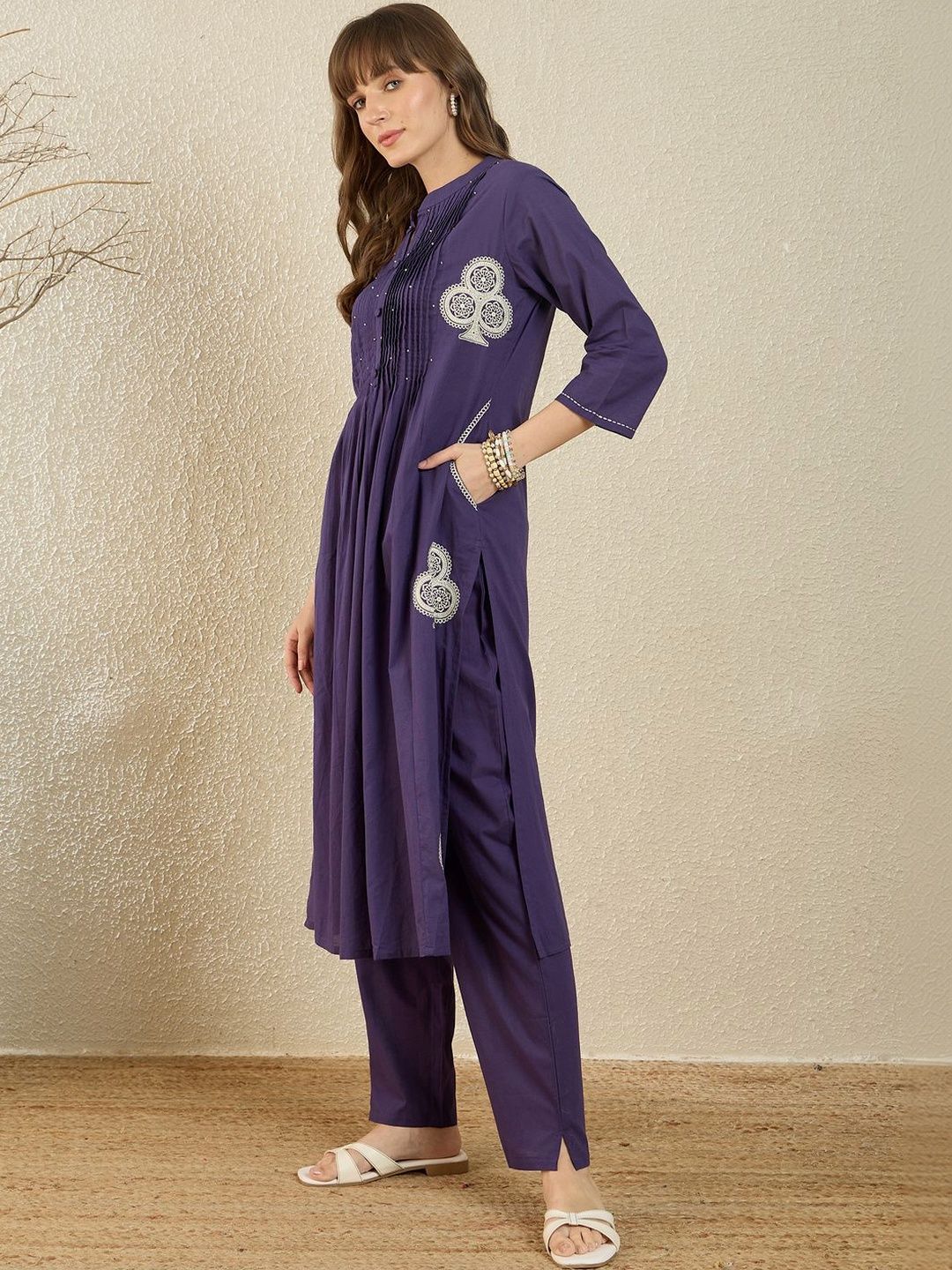 Women Ethnic Motifs Embroidered Panelled Thread Work Pure Cotton Kurta with Trousers