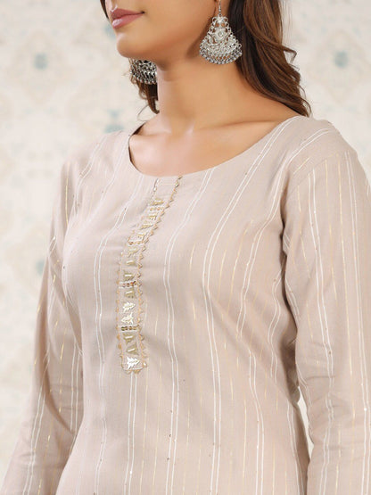 Dhiyona OD  Striped Round Neck Straight Cotton Kurta