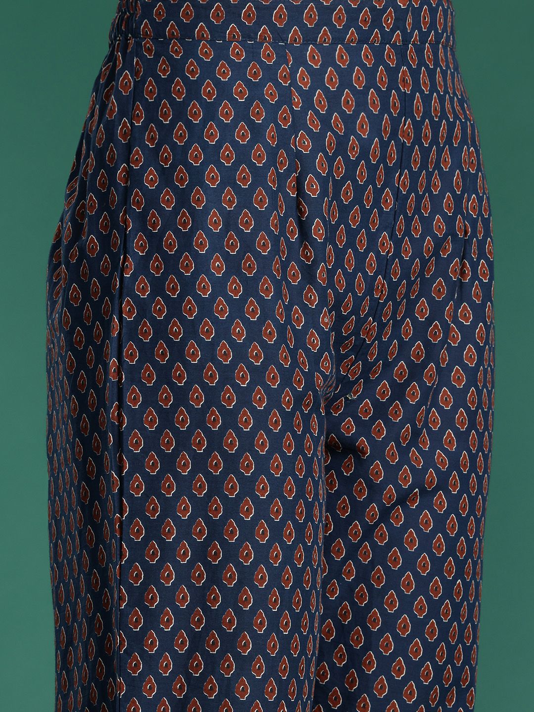 Ethnic Motifs Printed Thread Work Pure Cotton Kurta with Trousers