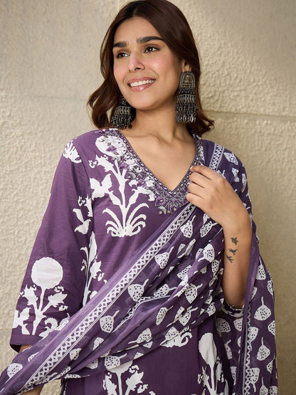 Dhiyona IE Floral Printed V-Neck Pure Cotton Straight Kurta With Trousers And Dupatta