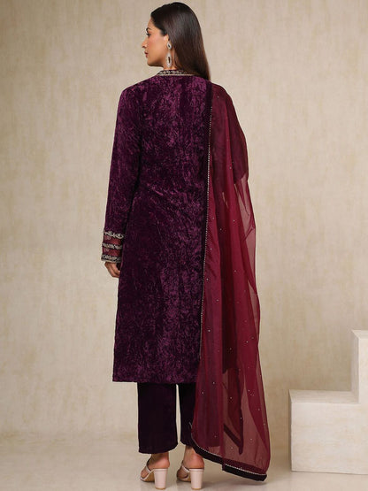 Dhiyona SO Women's Women Regular Beads and Stones Velvet Kurta with Palazzos & With Dupatta