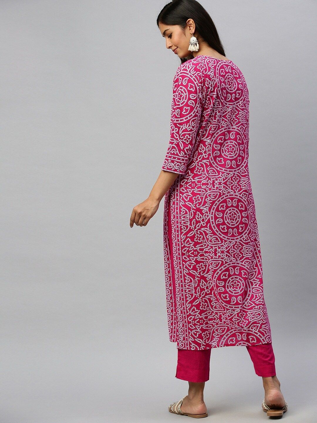 Dhiyona IS Women's Women Pink & White Bandhani Printed Kurta with Trousers
