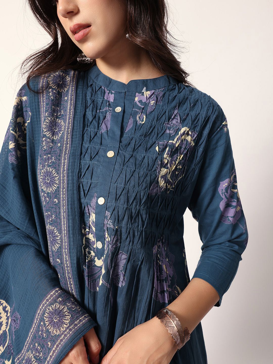 Dhiyona IS Women's Women Floral Printed Cotton Kurta with Trousers & Dupatta