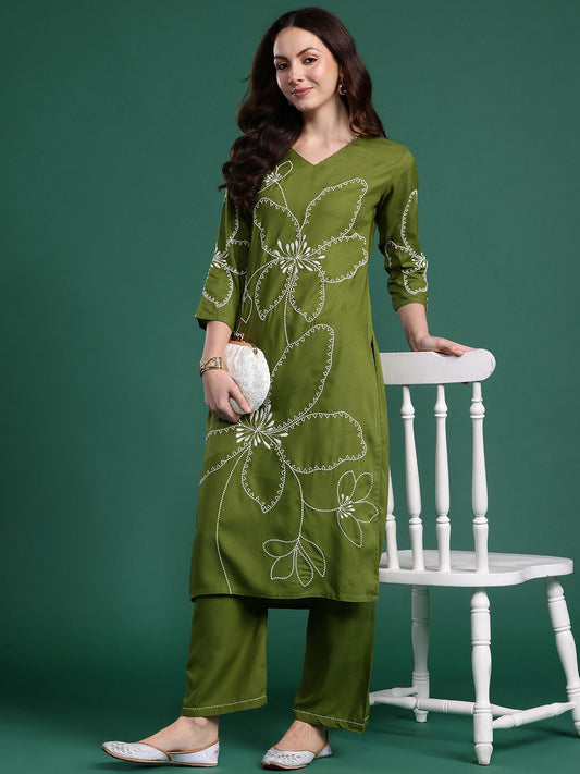 Dhiyona IE Women Floral Embroidered Thread Work Kurta with Palazzos