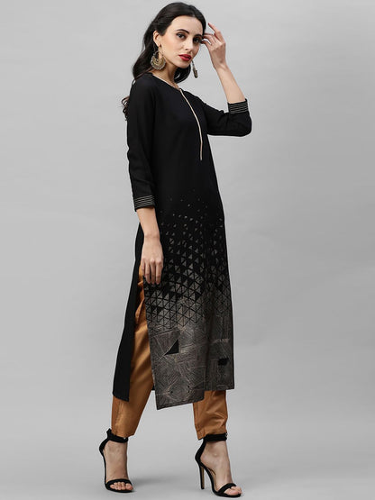 Dhiyona IE Women Black Embroidered Anarkali Kurta