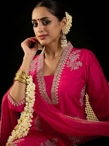 Dhiyona IE V Neck Ethnic Motifs Embroidered Sequinned Kurta with Trouser & Dupatta