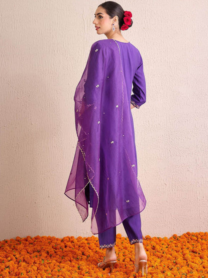 Women Ethnic Motifs Embroidered Regular Sequinned Kurta with Trousers & With Dupatta