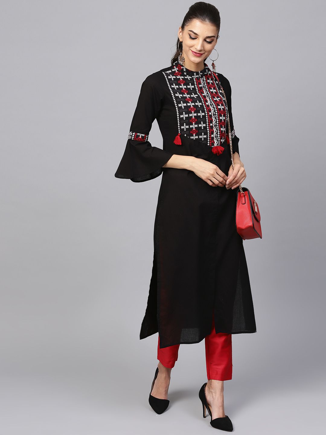 Dhiyona IE Women Black & Maroon Yoke Design Straight Kurta