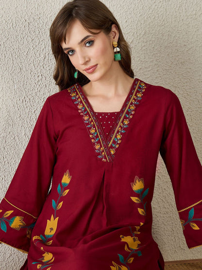 Dhiyona IE Floral Printed V-Neck Top With Trousers Co-Ords