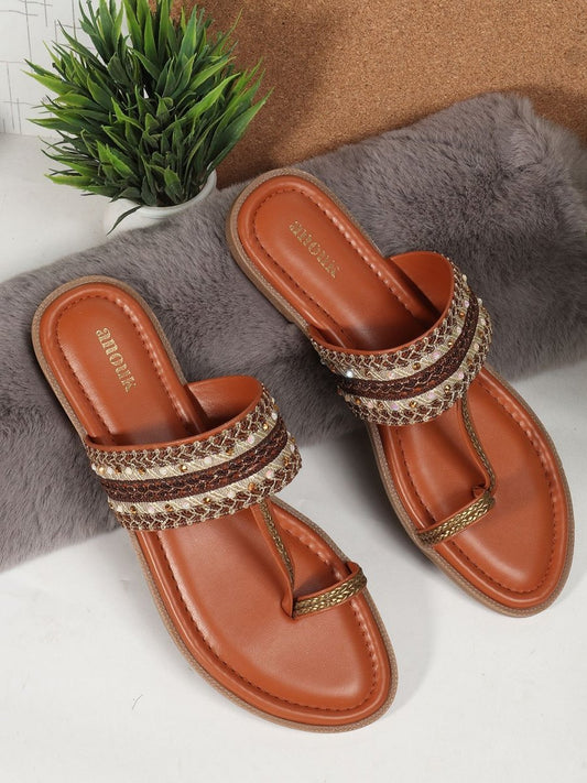 Dhiyona AK Ethnic - Embellished One Toe Flats