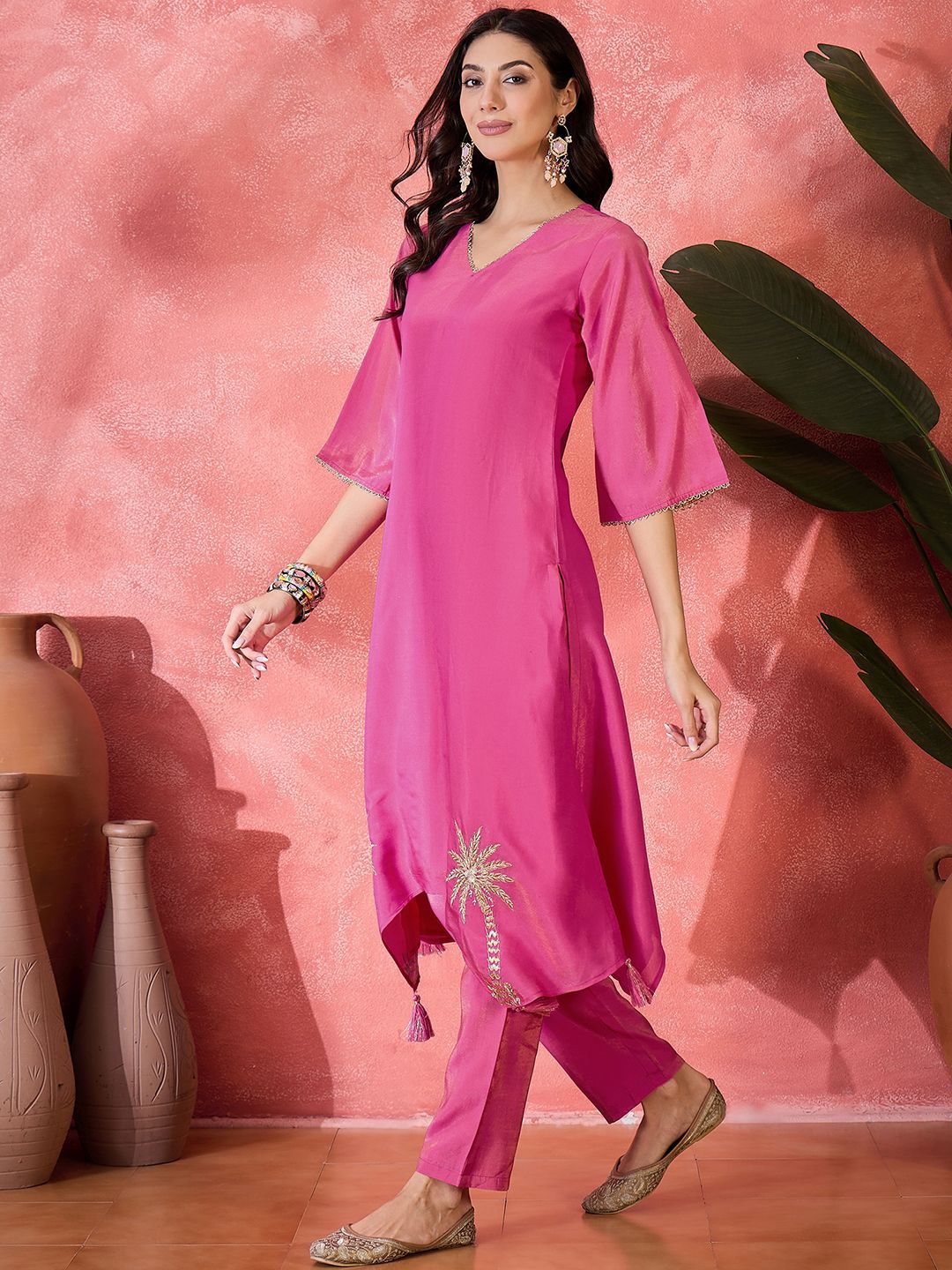 Dhiyona SN Women's Floral Printed Kurta with Trousers
