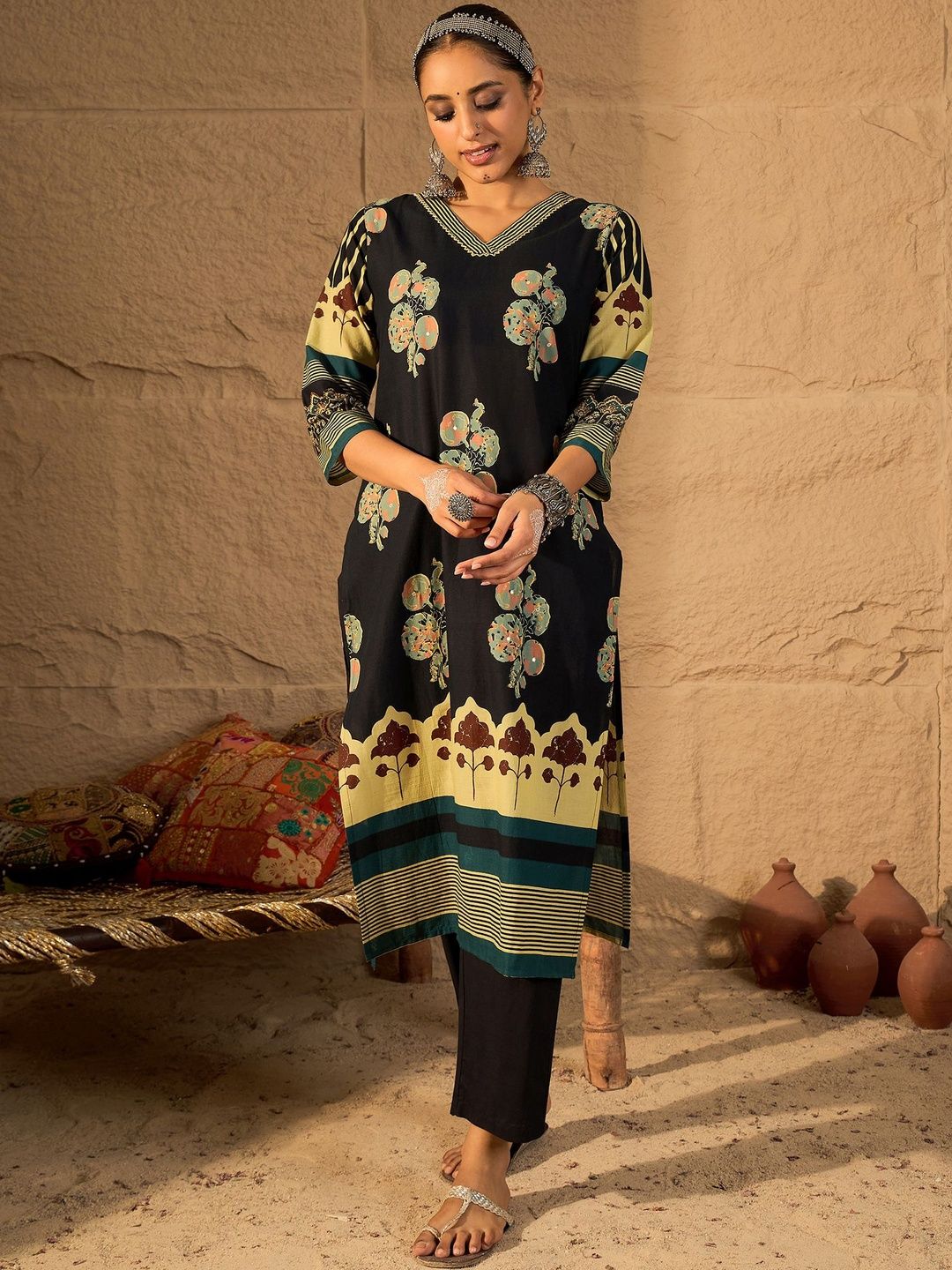 Women Floral Printed Regular Pure Cotton Kurta with Trousers & With Dupatta