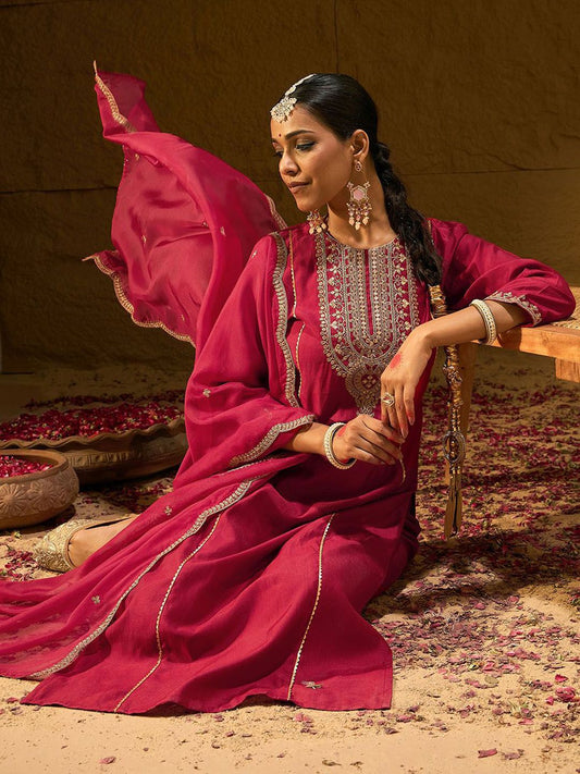 Dhiyona IE Ethnic Motifs Yoke Design Thread Work Liva Straight Kurta With Trousers & Dupatta