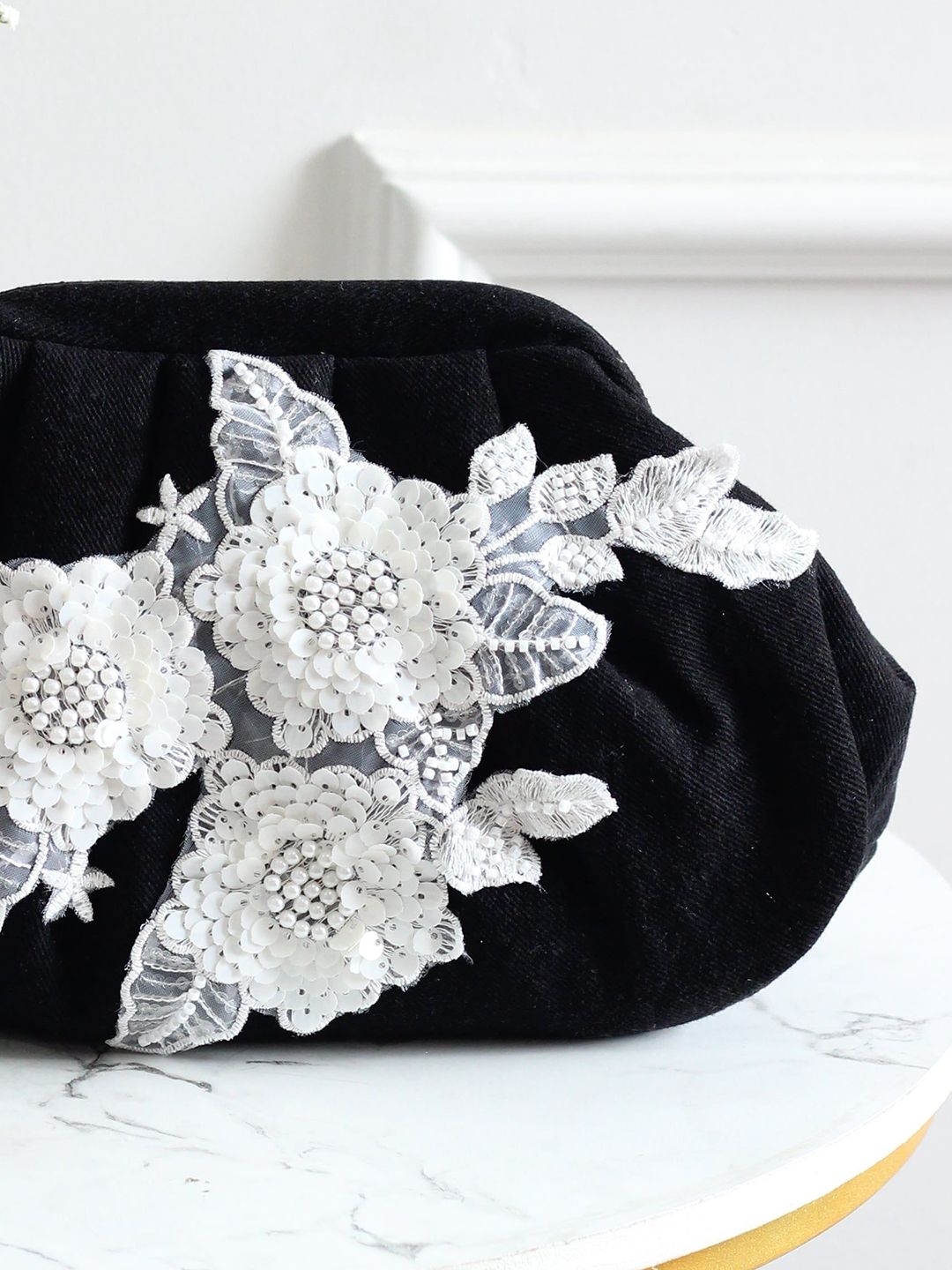 Dhiyona NR Floral Embroidered Sequinned Purse