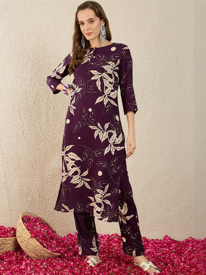 Women Floral Printed Regular Kurta with Trousers