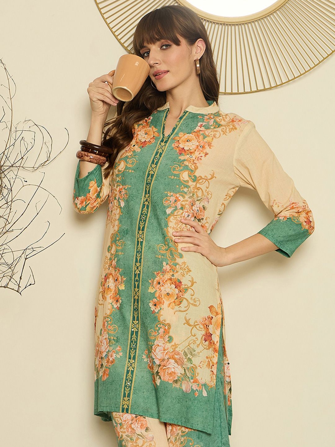 Women Floral Printed Regular Sequinned Kurta with Palazzos