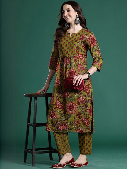 Women Floral Printed Empire Pure Cotton Kurta with Trousers