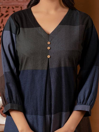 Colourblocked V-Neck A-Line Kurta With Trousers