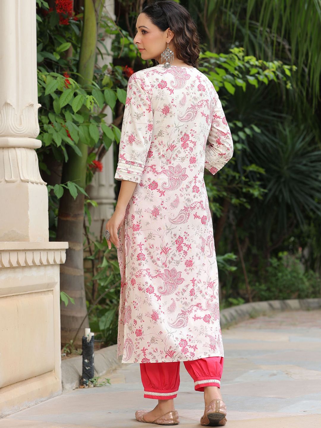 Dhiyona RR Women's Floral Printed Pure Cotton Straight Kurta With Salwar