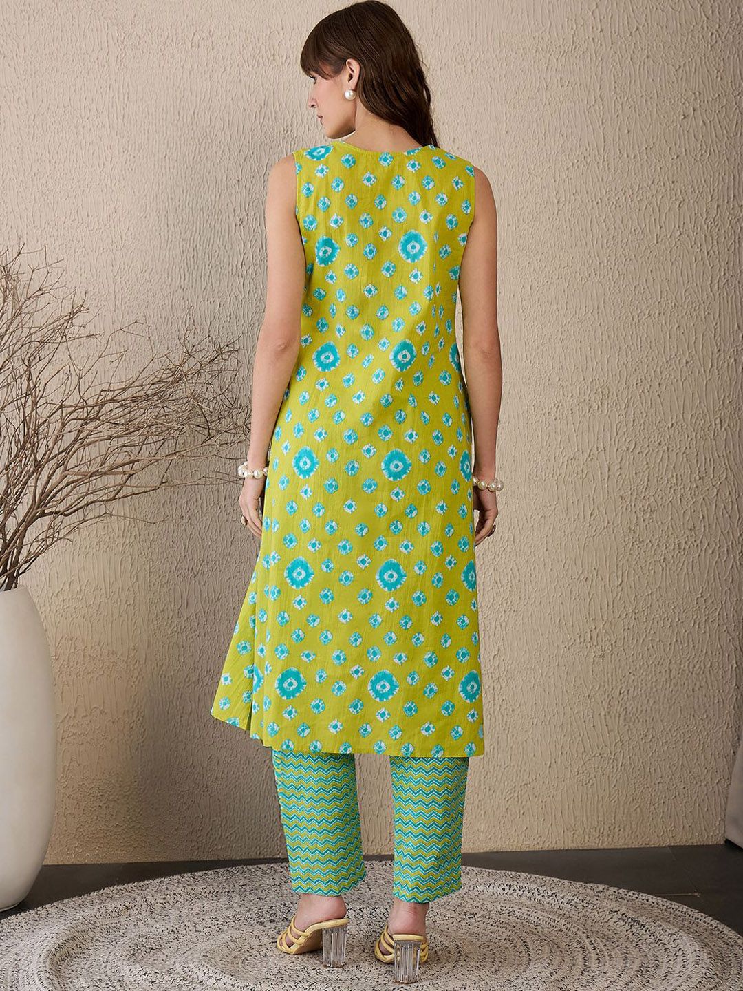 Women Printed Regular Pure Cotton Kurta with Trousers