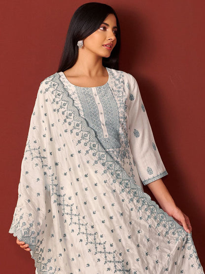 Dhiyona IE Women Ethnic Motifs Embroidered Kurta with Trousers & Dupatta