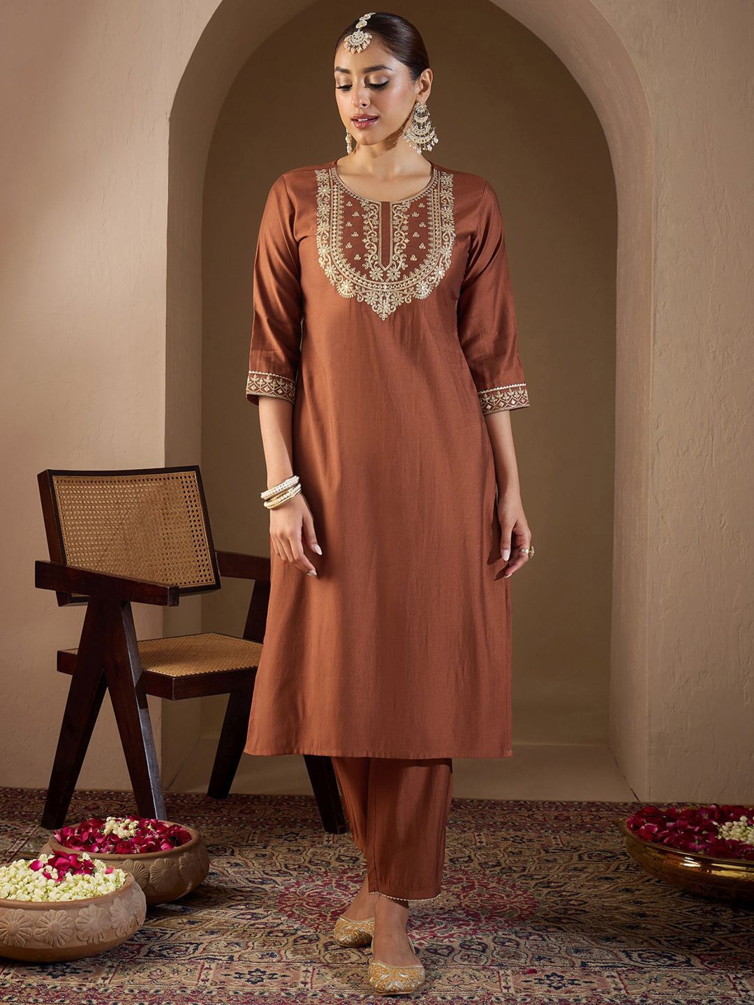 Dhiyona IE Women Ethnic Motifs Embroidered Regular Liva Kurta with Trousers & With Dupatta