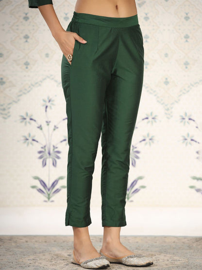 Dhiyona OD  Embroidered Gota Patti Straight Kurta With Trousers & Dupatta
