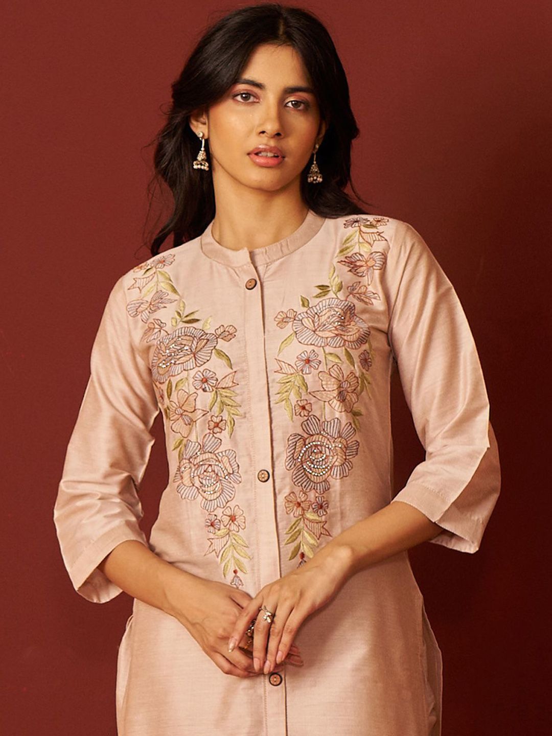 Women Floral Embroidered Cotton Kurta with Trousers