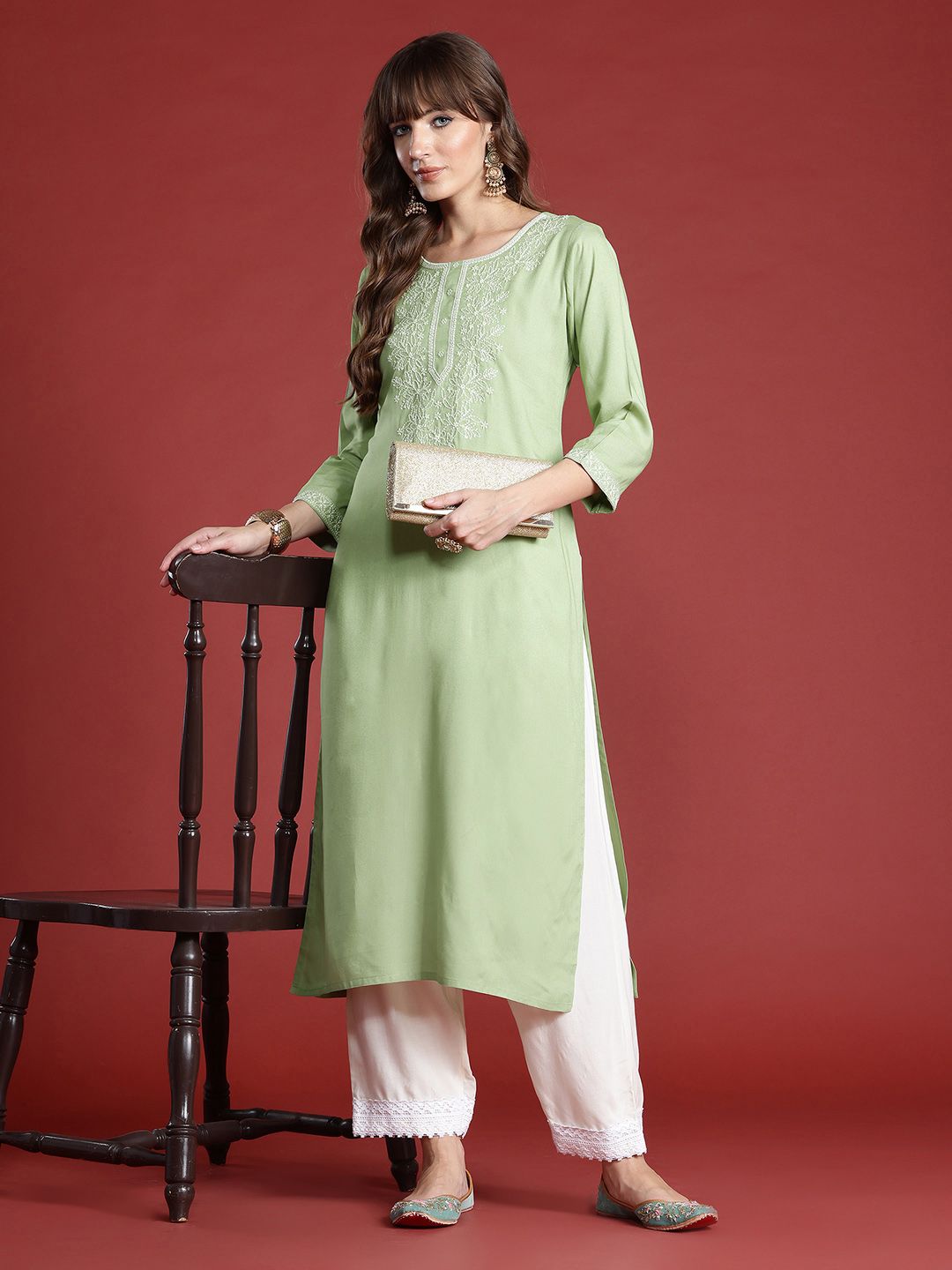 Dhiyona IE Floral Embroidered Thread Work Kurta