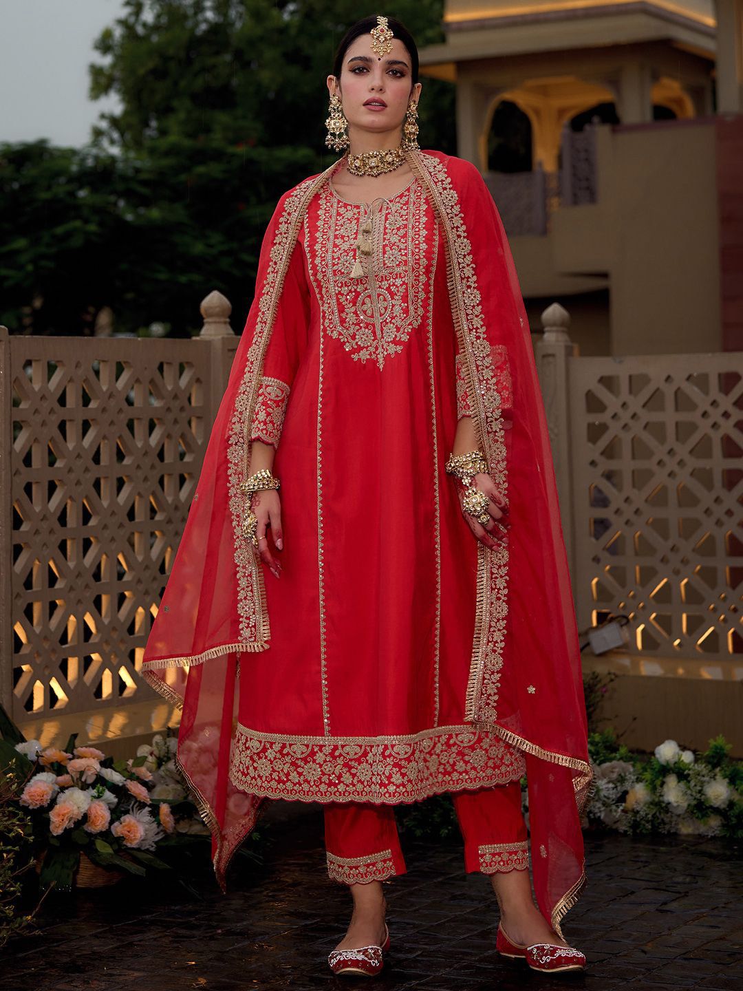 Ethnic Motifs Embroidered Panelled Kurta With Trousers & Dupatta