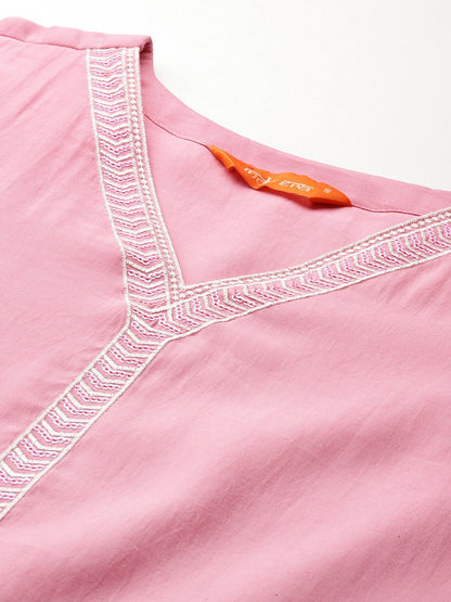 Floral Embroidered Regular Sequinned Kurta with Trousers & Dupatta