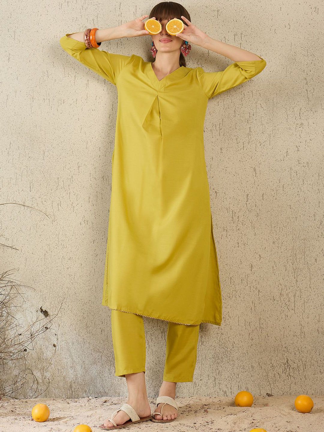 Women Solid Kurta with Trouser