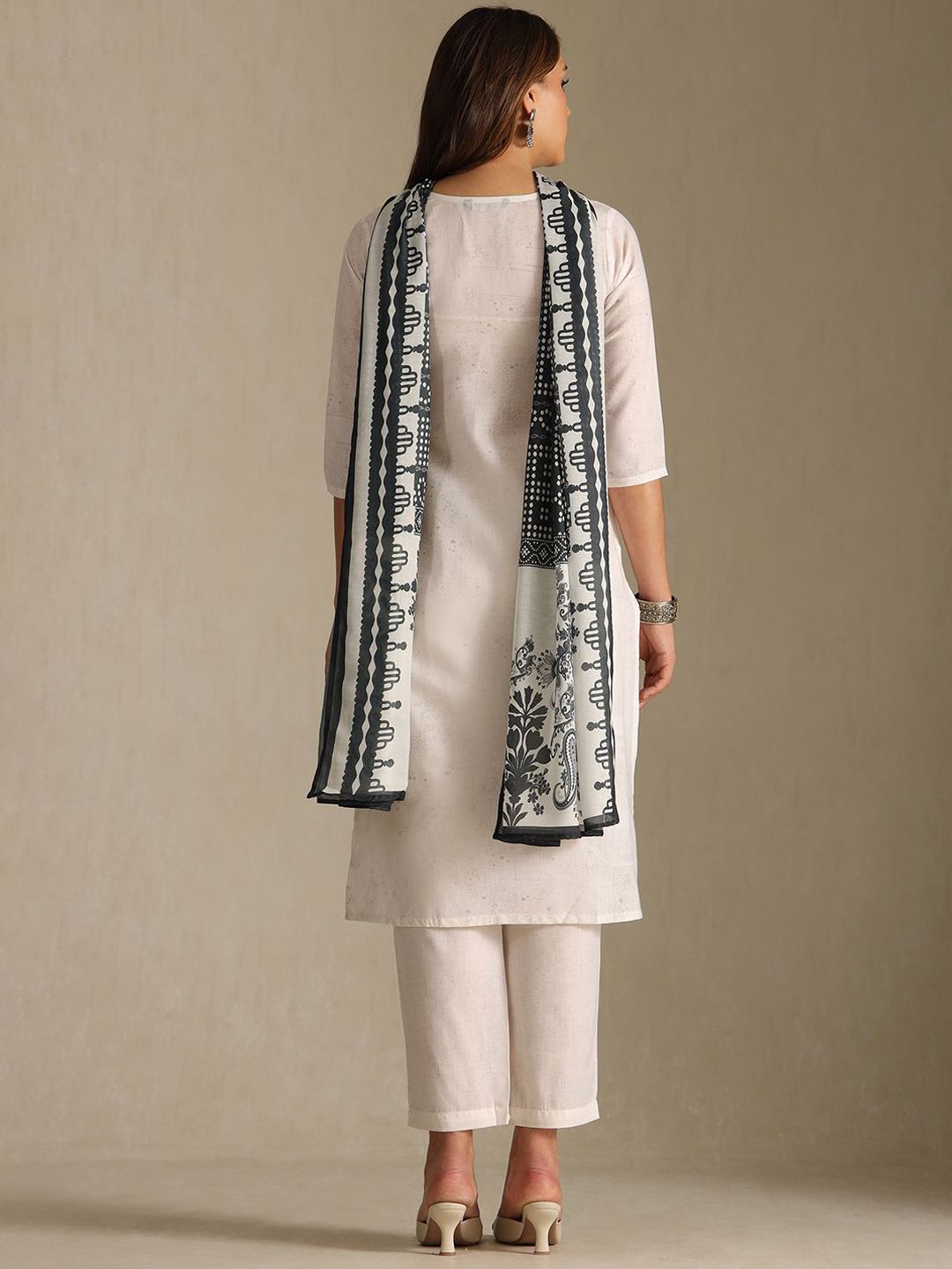 Dhiyona SO Women's Women Ethnic Motifs Printed Sequinned Kurta with Trousers & Dupatta