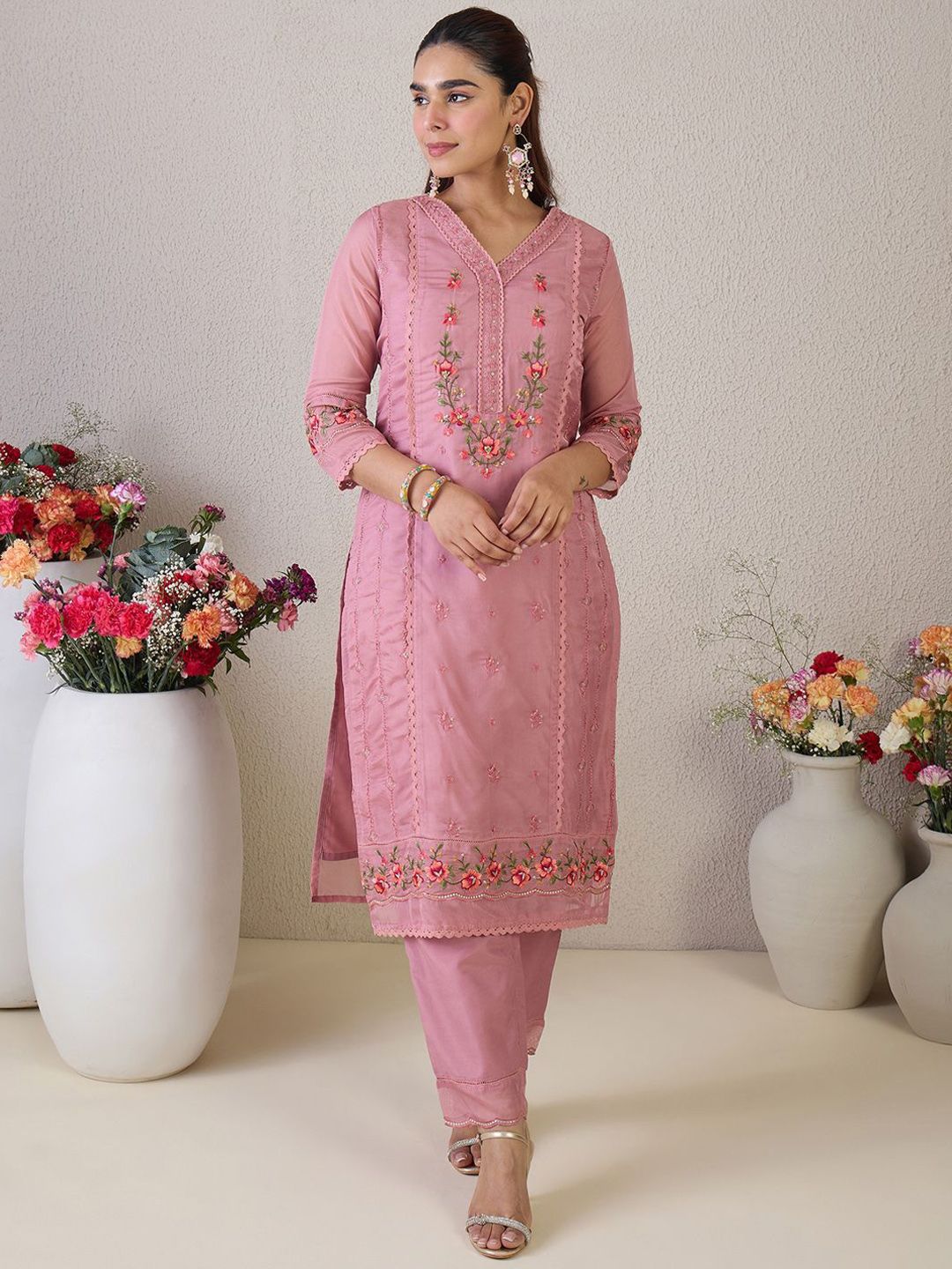 Dhiyona IE Women Ethnic Motifs Embroidered Regular Thread Work Kurta with Trousers & Dupatta