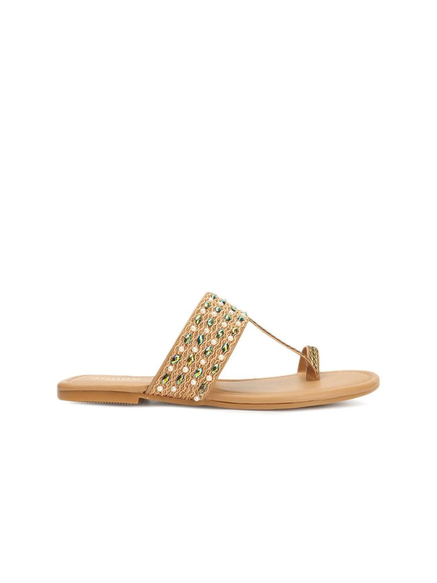 Dhiyona AK Embellished One Toe Flats