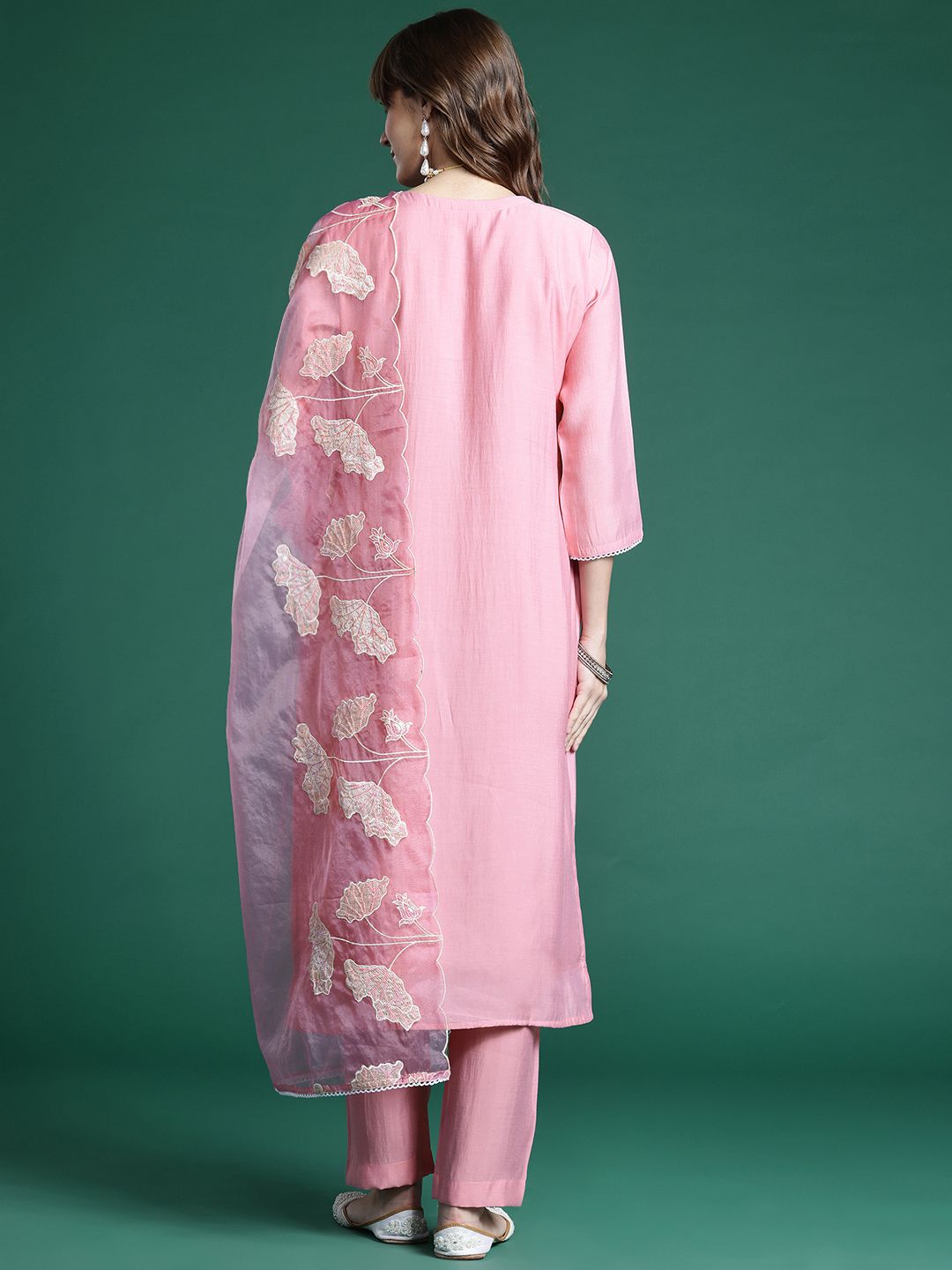 Floral Embroidered Regular Sequinned Kurta with Trousers & Dupatta