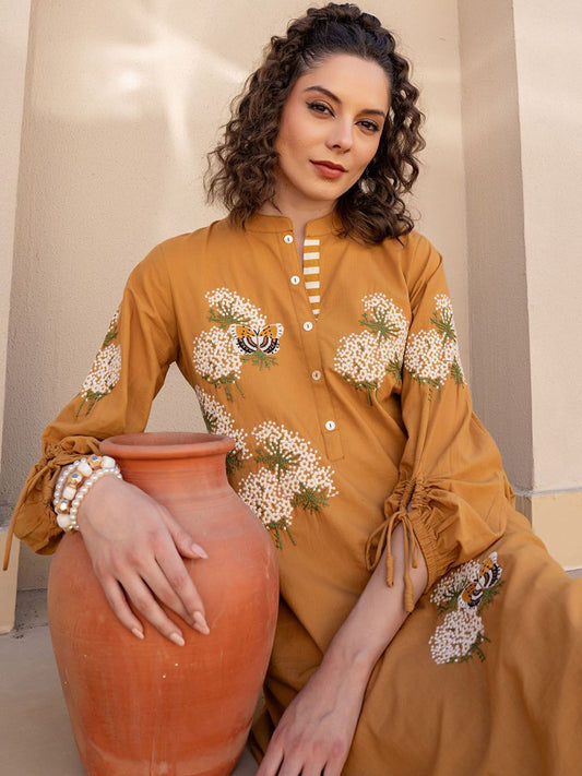 Floral Embroidered Mandarin Collar Pure Cotton Kurta With Trousers