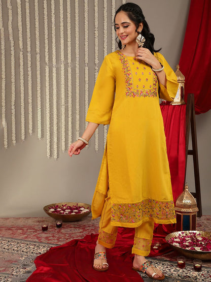 Dhiyona VA Women'sFloral Embroidered Yoke Design Kurta with Trousers & With Dupatta