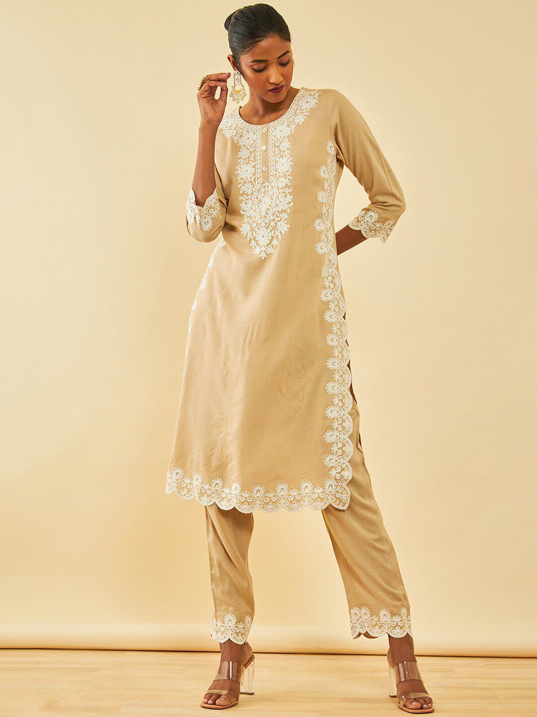 Dhiyona SO Women's Floral Yoke Design Regular Thread Work Kurta with Trousers