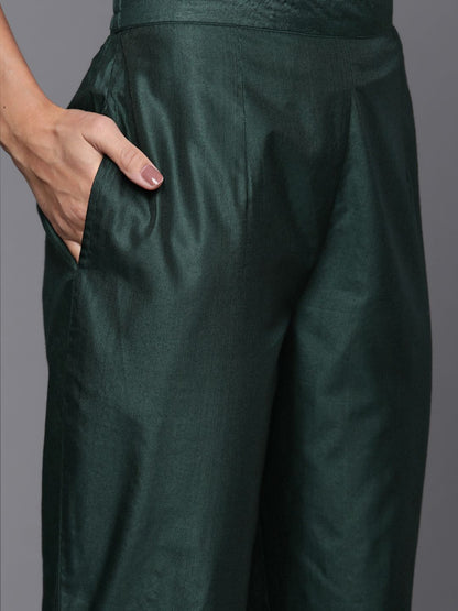 Women Green Thread Work Liva Kurta with Trousers & Dupatta