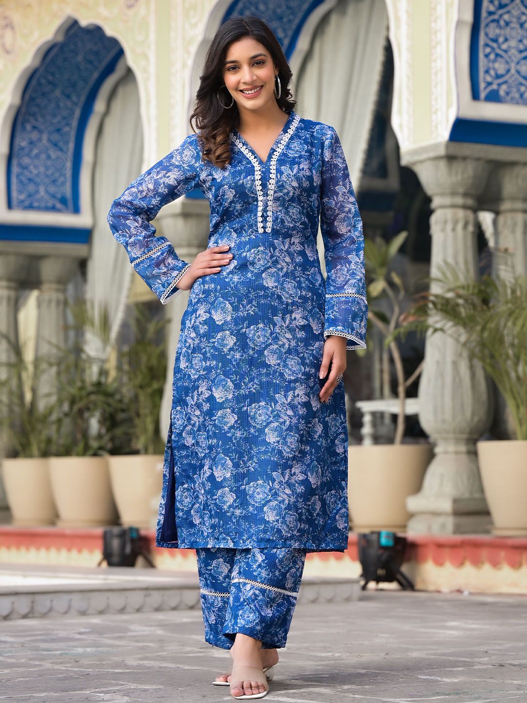 Dhiyona VA Women'sFloral Printed V Neck Pure Cotton Straight Kurta with Trousers