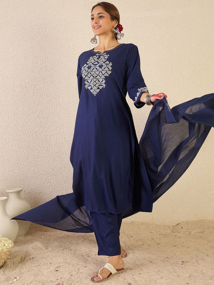 Women Embroidered Regular Thread Work Kurta with Trousers & With Dupatta