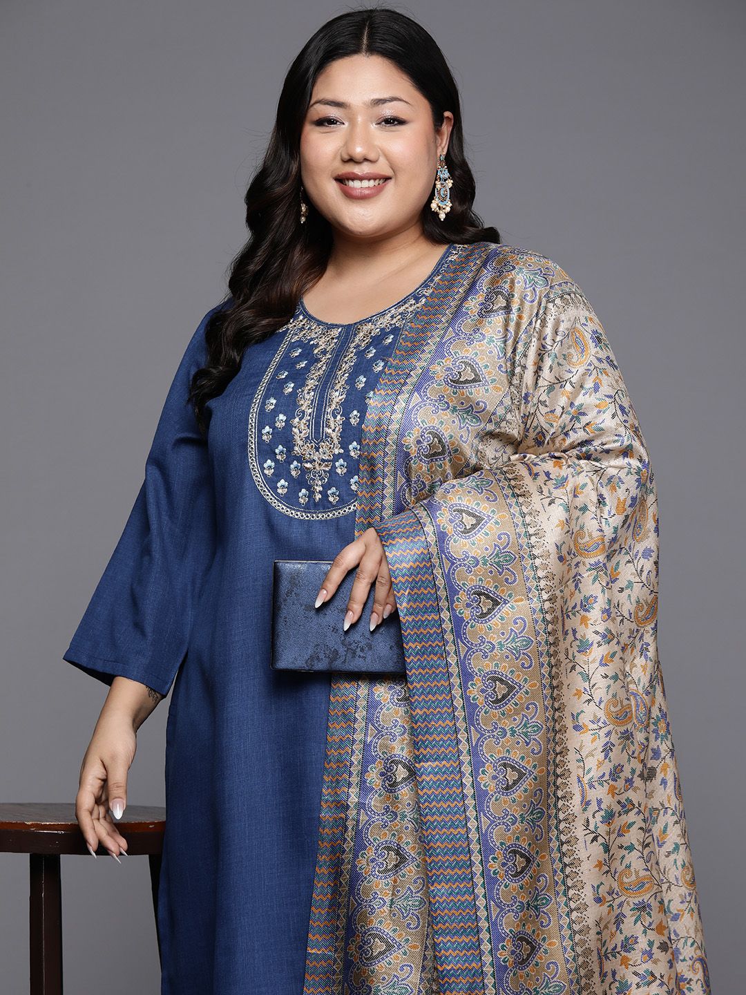 Dhiyona VA Women'sPlus Size Embroidered Thread Work Kurta with Trousers & Dupatta